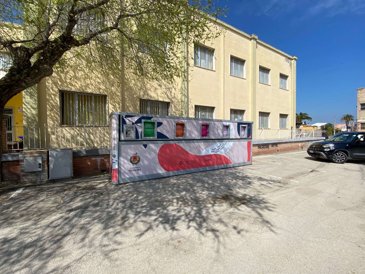 Ecoisola informatizzata fornita da Cons.Eco al Comune di Stornara